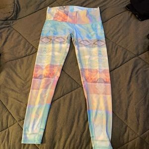 TEEKI LEGGINGS -make an offer!